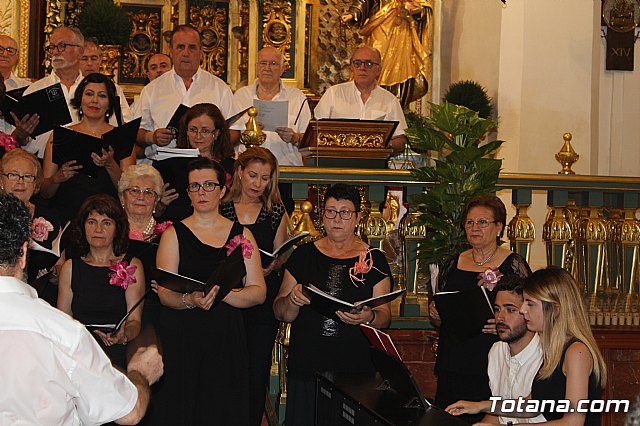 Solemne Eucarista presidida por el Obispo y Concierto de la Coral Santiago - 40