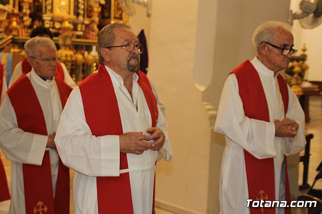 Solemne Eucarista 450 aniversario de la dedicacin del Templo Parroquial de Santiago - 6