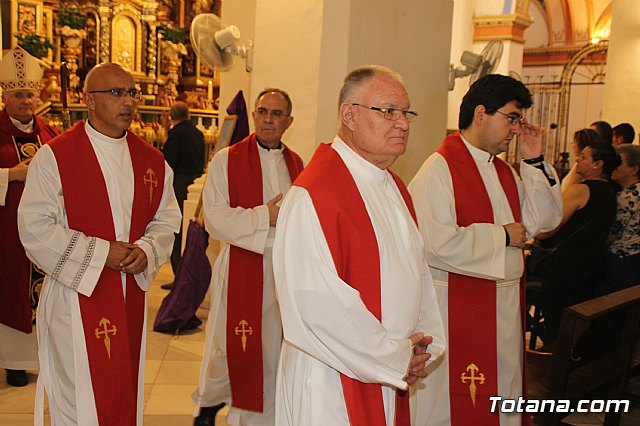 Solemne Eucarista 450 aniversario de la dedicacin del Templo Parroquial de Santiago - 8
