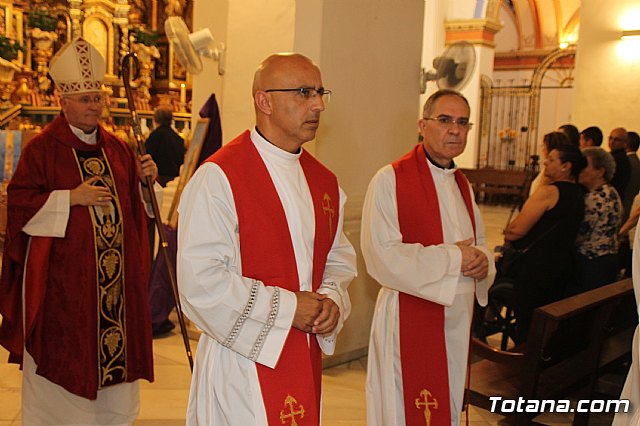 Solemne Eucarista 450 aniversario de la dedicacin del Templo Parroquial de Santiago - 9