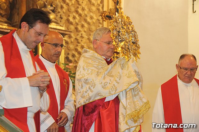 Solemne Eucarista 450 aniversario de la dedicacin del Templo Parroquial de Santiago - 61