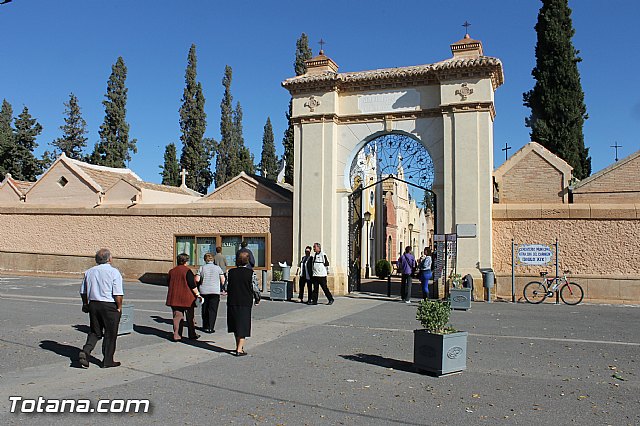 1 de noviembre  Todos los Santos - Totana 2012 - 2