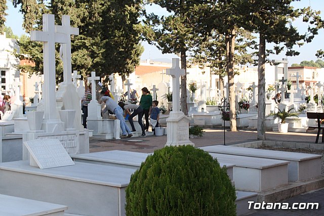 Todos los Santos y Fieles Difuntos. Totana 2011 - 3