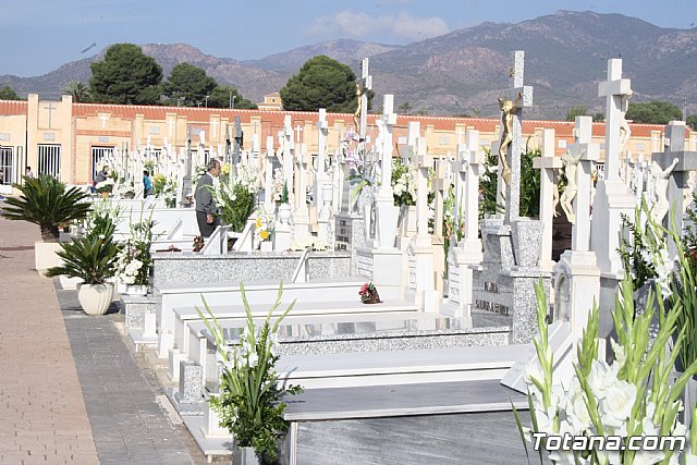 Todos los Santos y Fieles Difuntos. Totana 2011 - 19