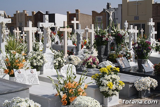 Todos los Santos y Fieles Difuntos. Totana 2011 - 74