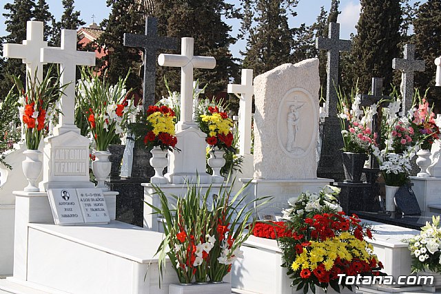 Todos los Santos y Fieles Difuntos. Totana 2011 - 108