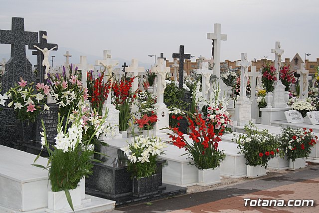 Todos los Santos y Fieles Difuntos. Totana 2011 - 240