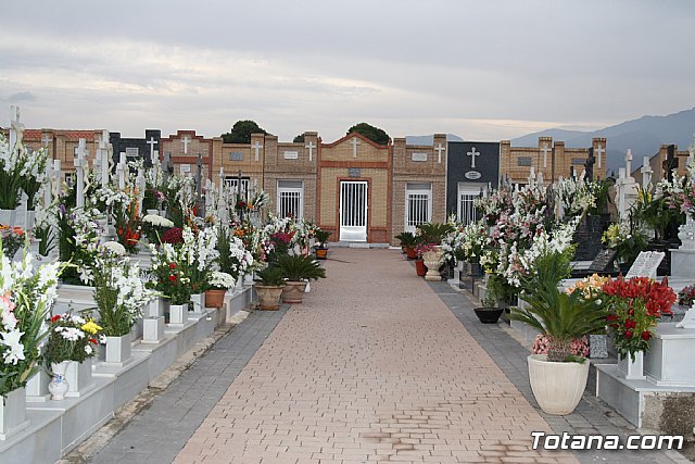 Todos los Santos y Fieles Difuntos. Totana 2011 - 242