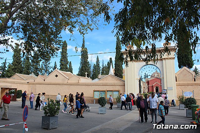 Da de Todos los Santos y Fieles Difuntos 2019 - 2