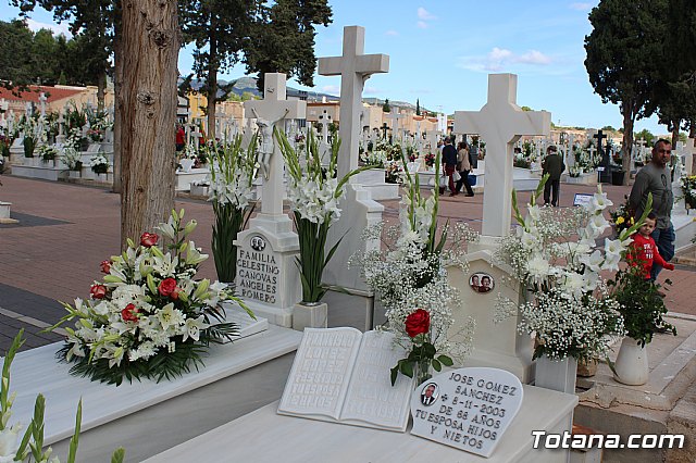 Da de Todos los Santos y Fieles Difuntos 2019 - 21