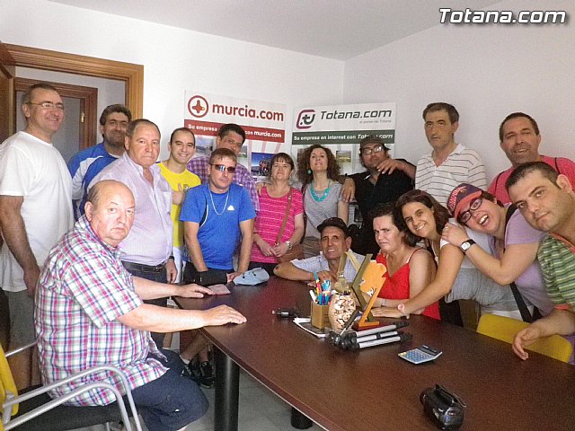 Los alumnos del taller de prensa del SAP visitan las instalaciones de Totana.com - 3