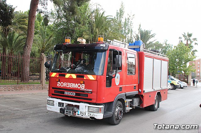 Servicios de emergencias visitan la Escuela Infantil 