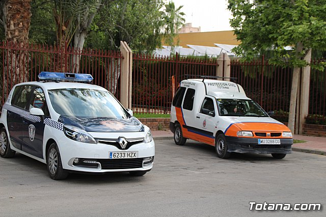 Servicios de emergencias visitan la Escuela Infantil 