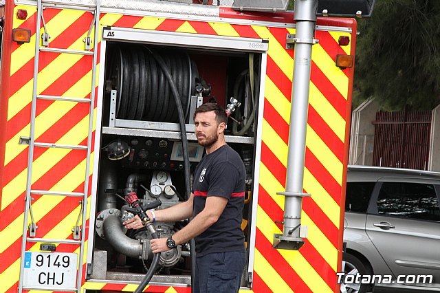 Servicios de emergencias visitan la Escuela Infantil 