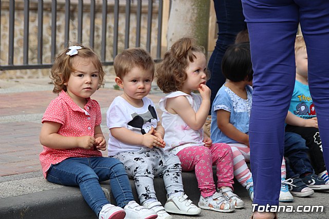 Servicios de emergencias visitan la Escuela Infantil 