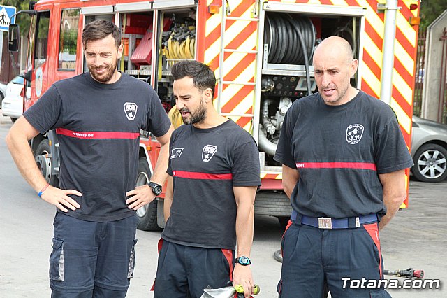 Servicios de emergencias visitan la Escuela Infantil 