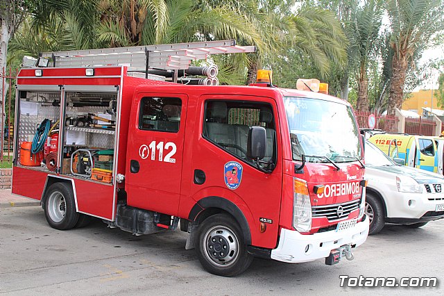 Servicios de emergencias visitan la Escuela Infantil 