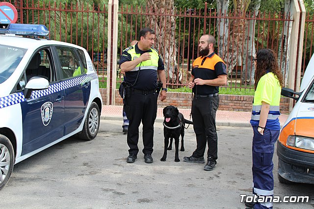 Servicios de emergencias visitan la Escuela Infantil 