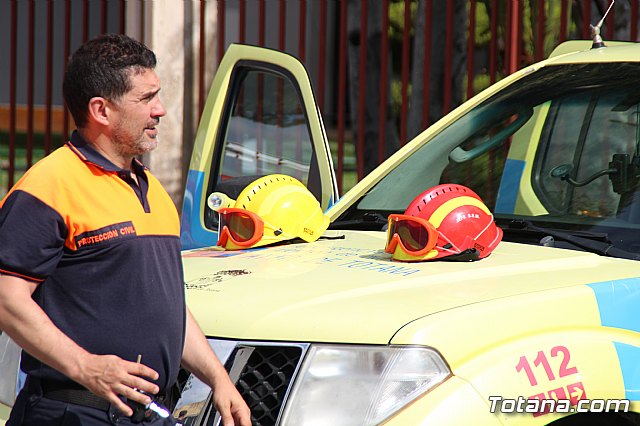 Servicios de emergencias visitan la Escuela Infantil 