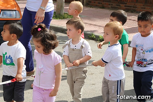 Servicios de emergencias visitan la Escuela Infantil 