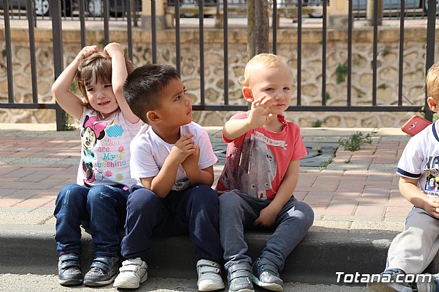 Servicios de emergencias visitan la Escuela Infantil 