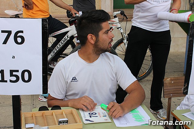 XVII edicin de la Subida a la Santa de atletismo. Totana 2013 - 14
