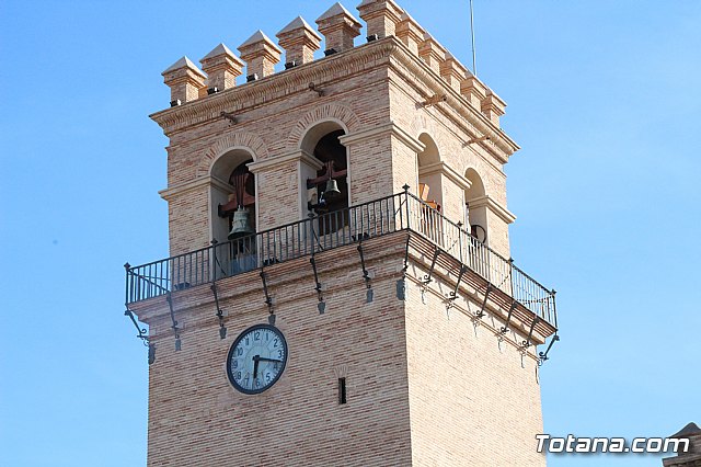 Bendicin de las tabletas y estreno de la marcha 