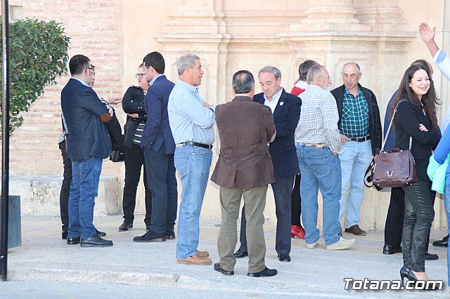 Bendicin de las tabletas y estreno de la marcha 