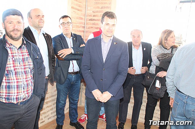 Bendicin de las tabletas y estreno de la marcha 