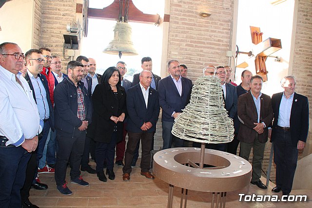Bendicin de las tabletas y estreno de la marcha 