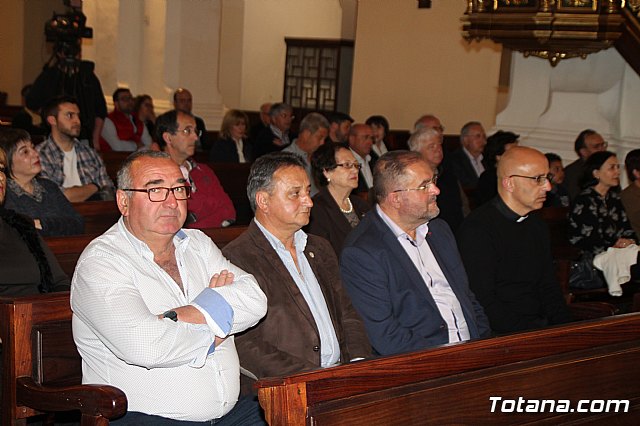 Bendicin de las tabletas y estreno de la marcha 