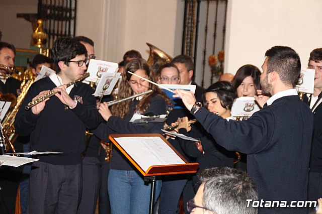 Bendicin de las tabletas y estreno de la marcha 
