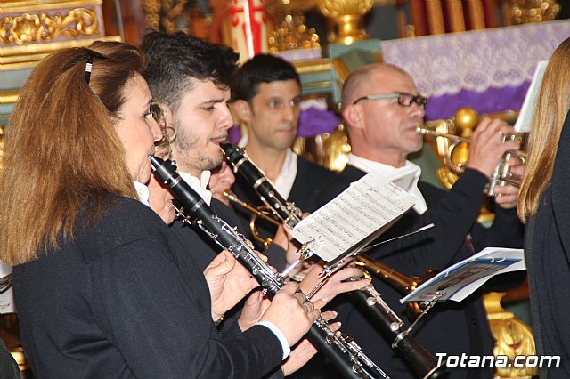 Bendicin de las tabletas y estreno de la marcha 