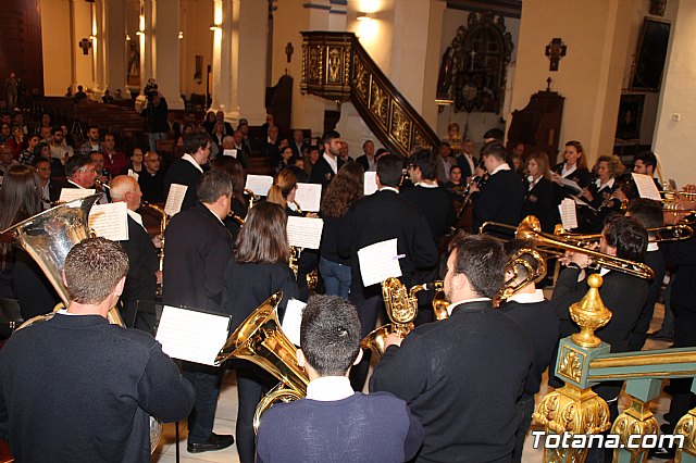 Bendicin de las tabletas y estreno de la marcha 