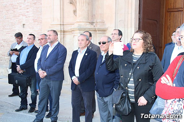 Bendicin de las tabletas y estreno de la marcha 