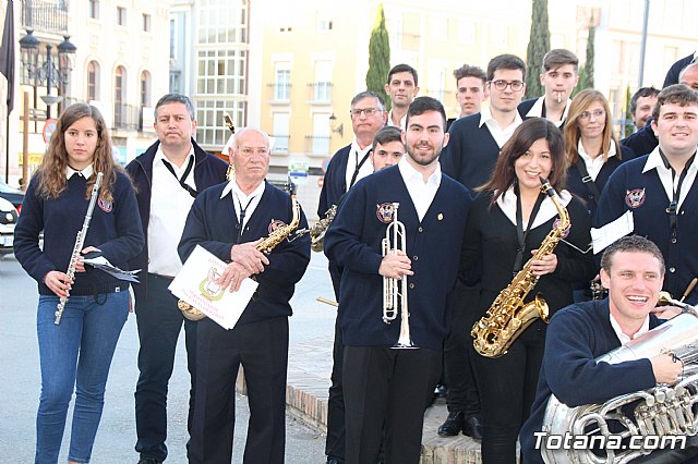 Bendicin de las tabletas y estreno de la marcha 