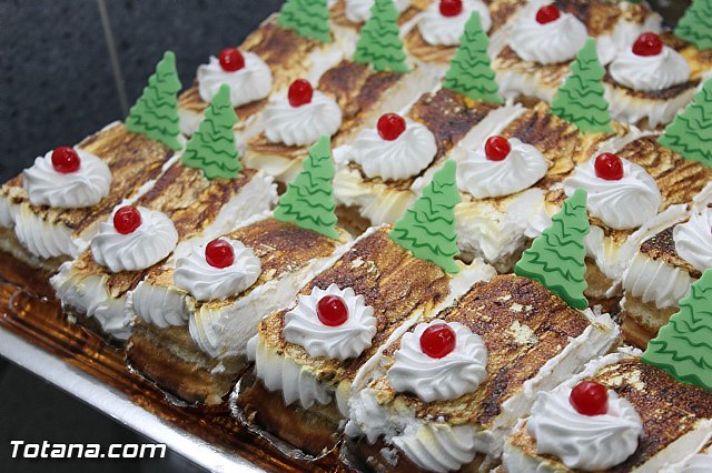 II tarta solidaria. Hdad. de la Oracin en el Huerto - 6