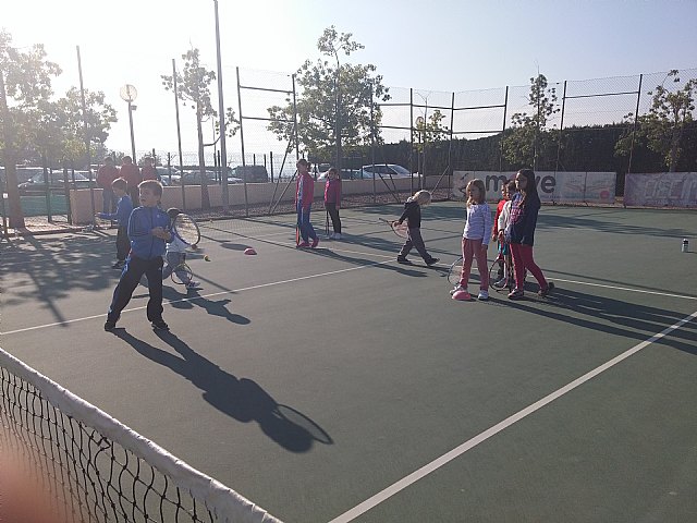 Fiesta y torneo de Navidad de la Escuela de Tenis del C.T.Totana 2015 - 20