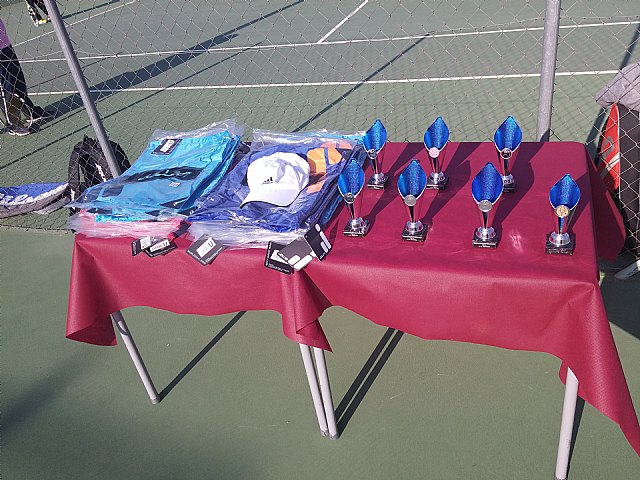 Fiesta y torneo de Navidad de la Escuela de Tenis del C.T.Totana 2015 - 23