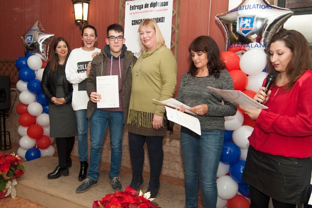 Totanalang celebr su entrega de diplomas  - 17