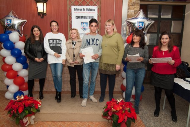 Totanalang celebr su entrega de diplomas  - 28