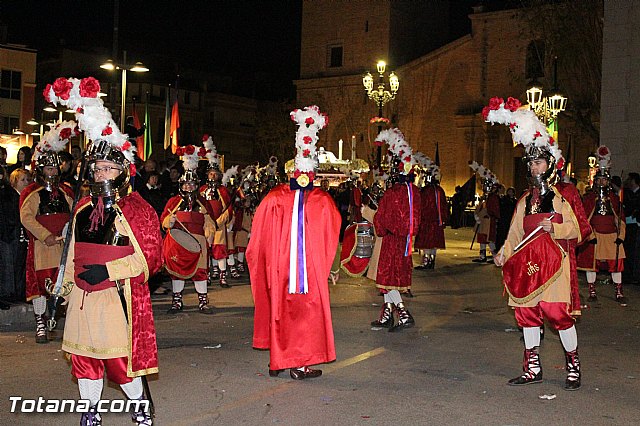 Traslado de los tronos a sus sedes. Viernes Santo 2015 - 64