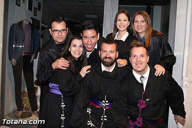 Traslado de los tronos a sus sedes. Viernes Santo 2015 - 100