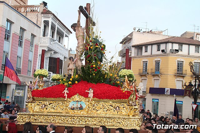 Traslados de los tronos a sus sedes tras la suspensin de la procesin del Santo Entierro 2019 - 52