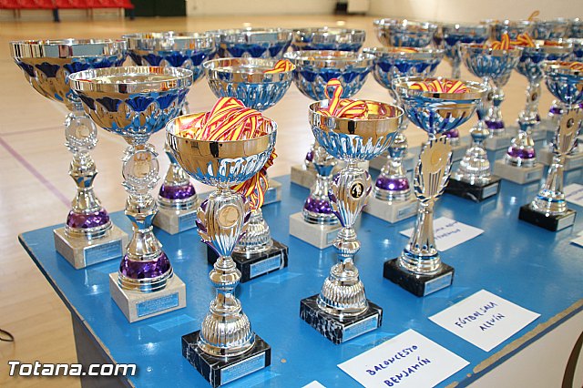 Entrega trofeos Fase Local Deportes de Equipo - Deporte Escolar 2016 - 2