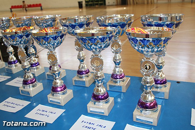 Entrega trofeos Fase Local Deportes de Equipo - Deporte Escolar 2016 - 4