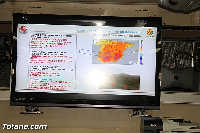 Unidad Militar de Emergencias (UME) en Totana y Sierra Espua - 41