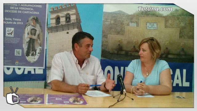 Entrevista sobre la convivencia de hermandades, cofradas y agrupaciones de La Vernica (16 junio) - 1