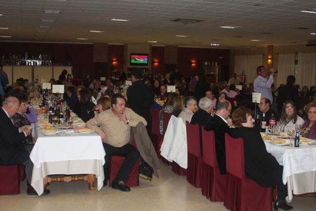 La Cofrada de la Vernica rindi Homenaje a los Hermanos ms veteranos - 24