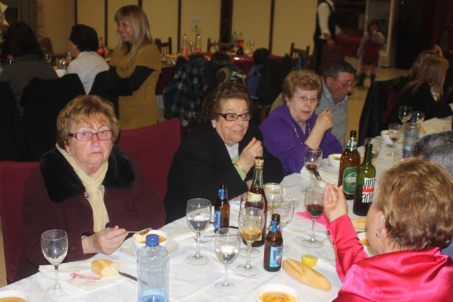 La Cofrada de la Vernica rindi Homenaje a los Hermanos ms veteranos - 89